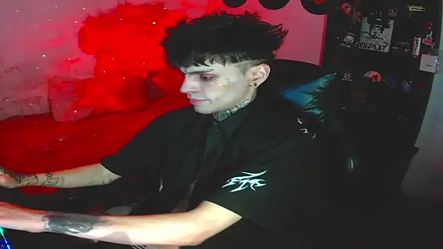 Snapshot of prince_x_dark chatting on September 21, 6:26 am prince x dark online show from September 21, 6:26 am