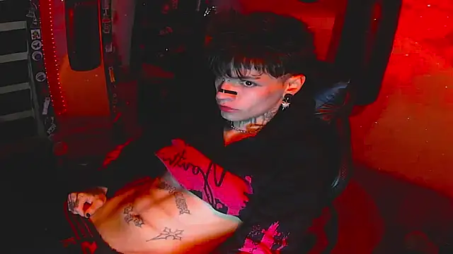 Snapshot of prince_x_dark chatting on November 10, 6:34 am prince x dark online show from November 10, 6:34 am