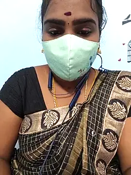 Snapshot of Tamil_riyalini12 chatting on September 30, 7:41 pm Tamil riyalini12 online show from September 30, 7:41 pm