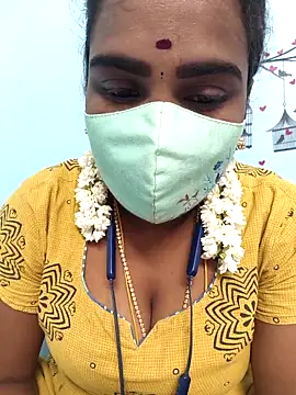 Snapshot of Tamil_riyalini12 chatting on October 5, 10:02 am Tamil riyalini12 online show from October 5, 10:02 am