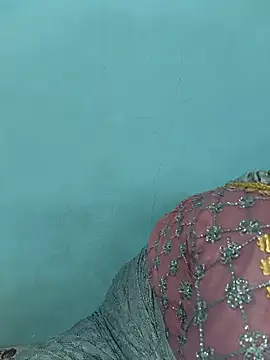 Snapshot of Tamil_riyalini12 chatting on October 26, 5:46 am Tamil riyalini12 online show from October 26, 5:46 am