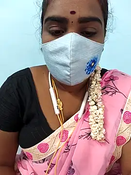 Snapshot of Tamil_riyalini12 chatting on November 2, 9:00 am Tamil riyalini12 online show from November 2, 9:00 am