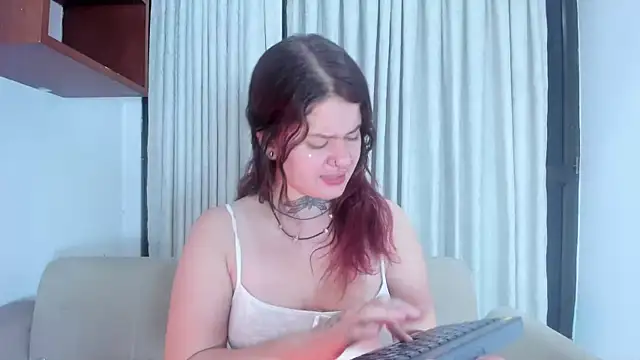 RosalineGrey online show from November 14, 5:39 am