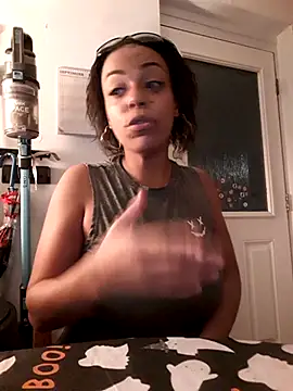 Snapshot of Lusty_Lexi90 chatting on October 22, 9:03 pm Lusty Lexi90 online show from October 22, 9:03 pm