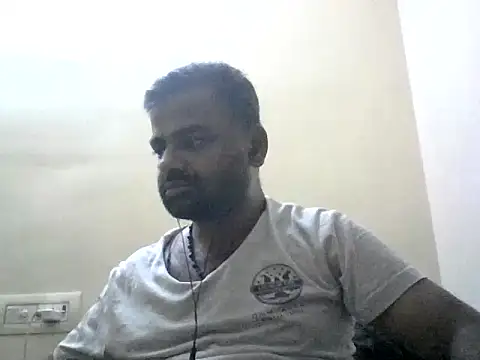 sree4143 online show from September 9, 5:01 pm