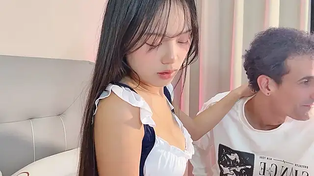 Snapshot of 19cmfuck18girl chatting on November 5, 4:18 pm 19cmfuck18girl online show from November 5, 4:18 pm