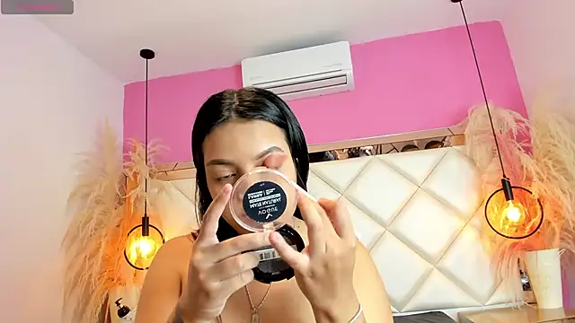 Lucianaa Collins online show from October 12, 3:44 pm