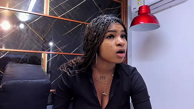 Snapshot of HannyThompson chatting on September 23, 12:30 pm HannyThompson online show from September 23, 12:30 pm