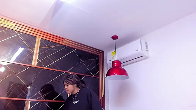 Snapshot of HannyThompson chatting on September 26, 12:20 pm HannyThompson online show from September 26, 12:20 pm