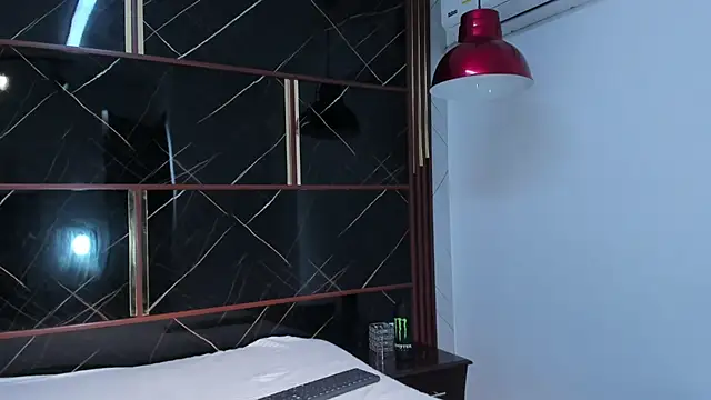 Snapshot of HannyThompson chatting on November 2, 12:51 pm HannyThompson online show from November 2, 12:51 pm