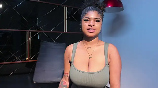 Snapshot of HannyThompson chatting on November 20, 12:05 pm HannyThompson online show from November 20, 12:05 pm