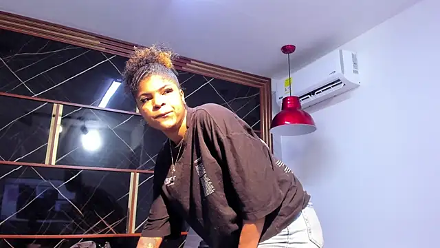 Snapshot of HannyThompson chatting on November 21, 12:15 pm HannyThompson online show from November 21, 12:15 pm