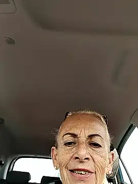 clarabell4 online show from September 22, 7:32 am