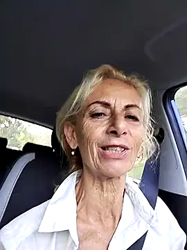 clarabell4 online show from September 25, 6:28 am