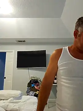 cubanitofeliz40 online show from September 10, 11:21 am