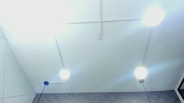 ThaliaCross online show from September 28, 12:21 pm