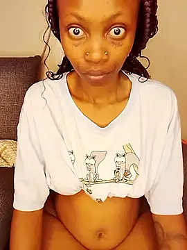 Snapshot of SeffieLucy chatting on September 9, 7:52 am SeffieLucy online show from September 9, 7:52 am