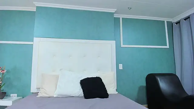 ania gomez online show from September 29, 10:03 pm