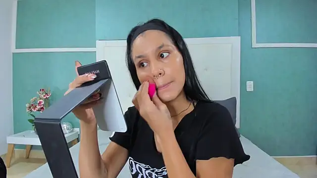 ania gomez online show from October 17, 2:52 pm