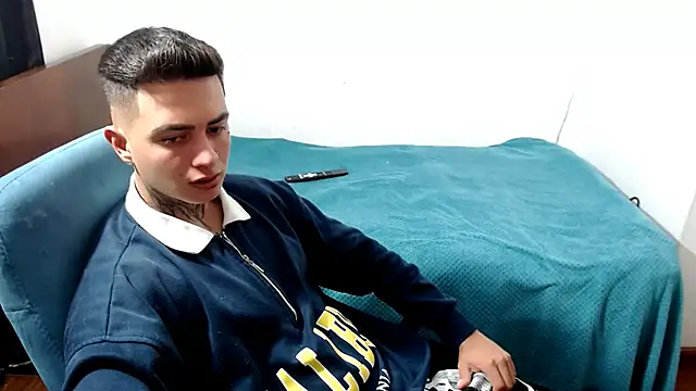 santii ss online show from September 25, 12:25 am