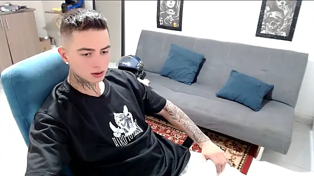 santii ss online show from November 9, 2:59 pm