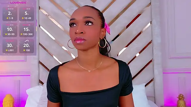 Agatha-Adams online show from November 28, 4:09 pm