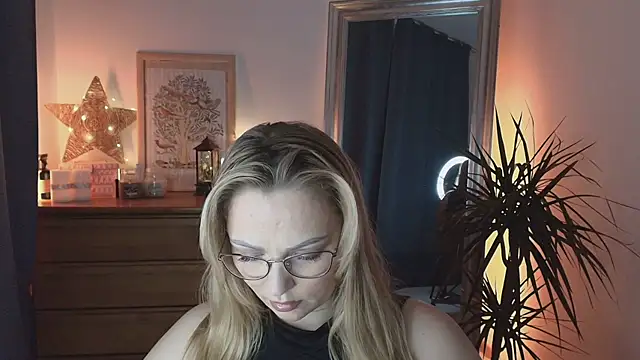 marrygrayes online show from January 21, 12:04 am