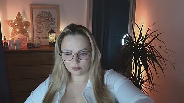 marrygrayes online show from February 7, 9:37 pm