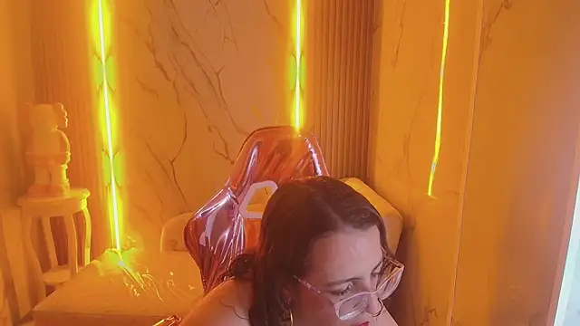  Evoni b online show from October 8, 7:44 pm