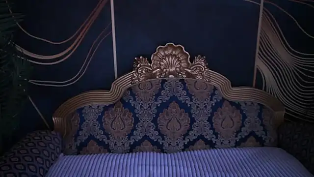 IvyLaurent online show from November 19, 9:42 am