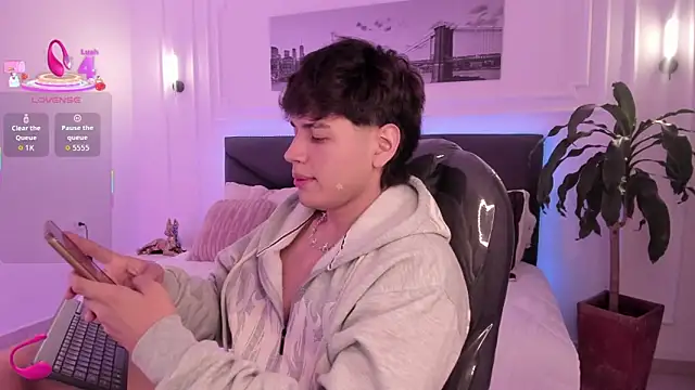 Jordan 24  online show from November 24, 9:58 pm