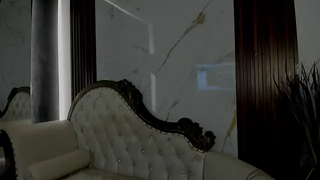 CoralieBronson online show from October 11, 8:07 pm