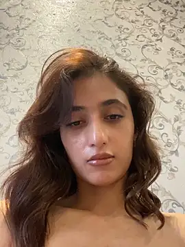 Snapshot of AriaXFlirt chatting on November 16, 9:04 am AriaXFlirt online show from November 16, 9:04 am