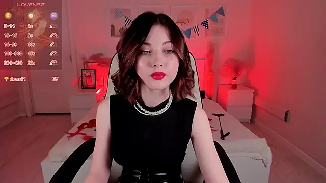 Snapshot of Kimmie_shine chatting on September 23, 8:28 am Kimmie shine online show from September 23, 8:28 am