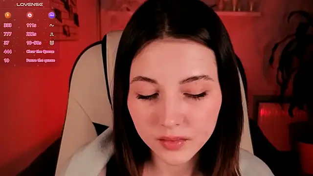 Snapshot of Kimmie_shine chatting on October 22, 11:32 am Kimmie shine online show from October 22, 11:32 am