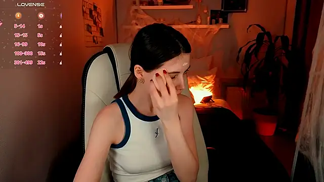 Snapshot of Kimmie_shine chatting on November 1, 8:49 am Kimmie shine online show from November 1, 8:49 am