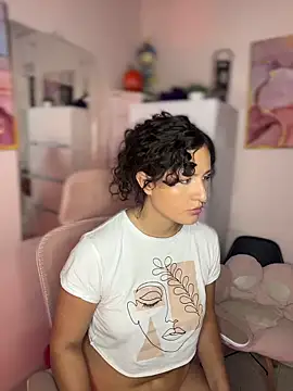 Dannaa Lovs online show from October 20, 5:24 pm