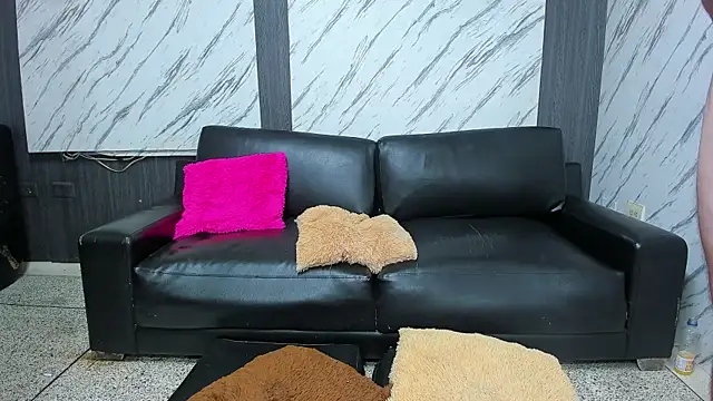 Snapshot of Savage_Room_X chatting on September 24, 1:25 pm Savage Room X online show from September 24, 1:25 pm