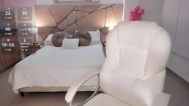 miranda crawfor online show from November 5, 7:25 pm