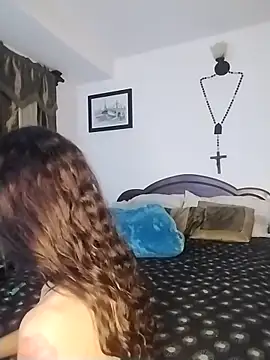 Snapshot of yenami chatting on September 18, 4:25 am yenami online show from September 18, 4:25 am