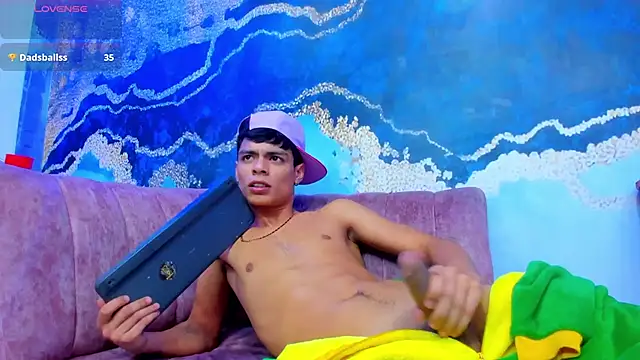 Brownie Lovers online show from November 6, 11:48 pm