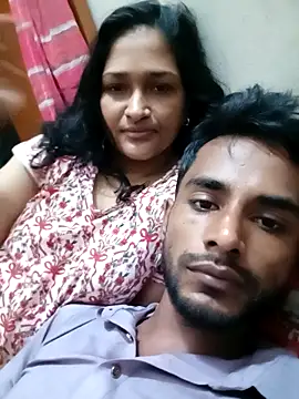 Hotty-couple063 online show from September 10, 3:56 pm