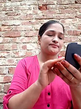 Hotty-couple063 online show from November 1, 6:04 am