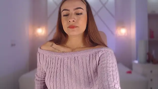 Snapshot of isabellashine chatting on September 19, 2:51 pm isabellashine online show from September 19, 2:51 pm