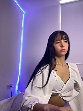 Lia  1 online show from September 16, 5:03 pm