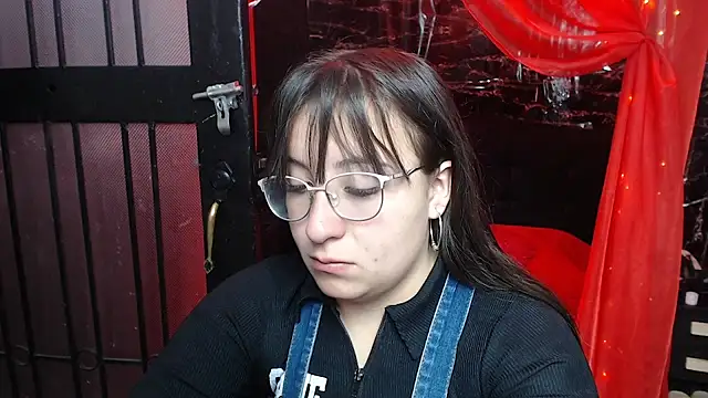 Snapshot of mia_778 chatting on September 17, 1:35 pm mia 778 online show from September 17, 1:35 pm