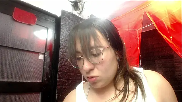 Snapshot of mia_778 chatting on October 25, 1:18 pm mia 778 online show from October 25, 1:18 pm