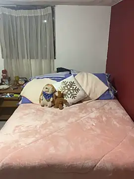 Snapshot of Bamby_milflatina chatting on October 8, 12:30 am Bamby milflatina online show from October 8, 12:30 am