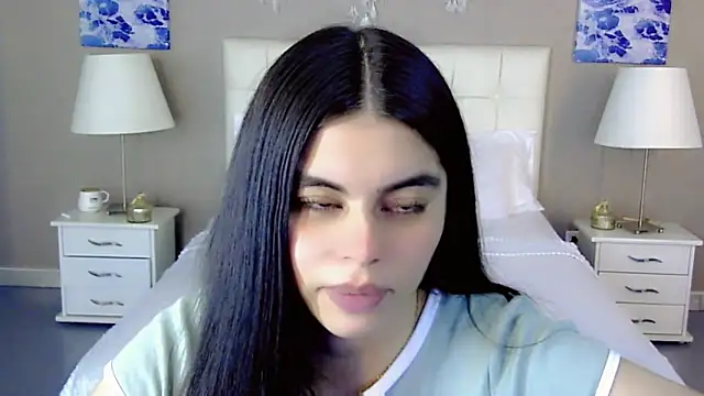 maddissonivanova online show from September 15, 7:14 pm