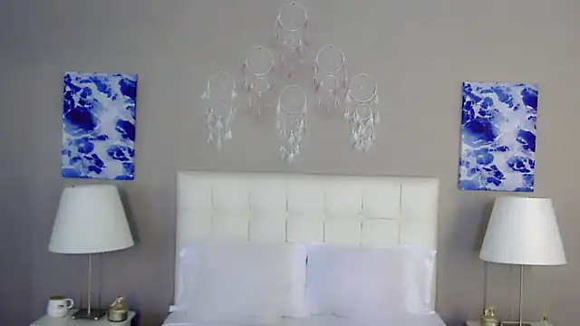 maddissonivanova online show from October 6, 7:11 pm